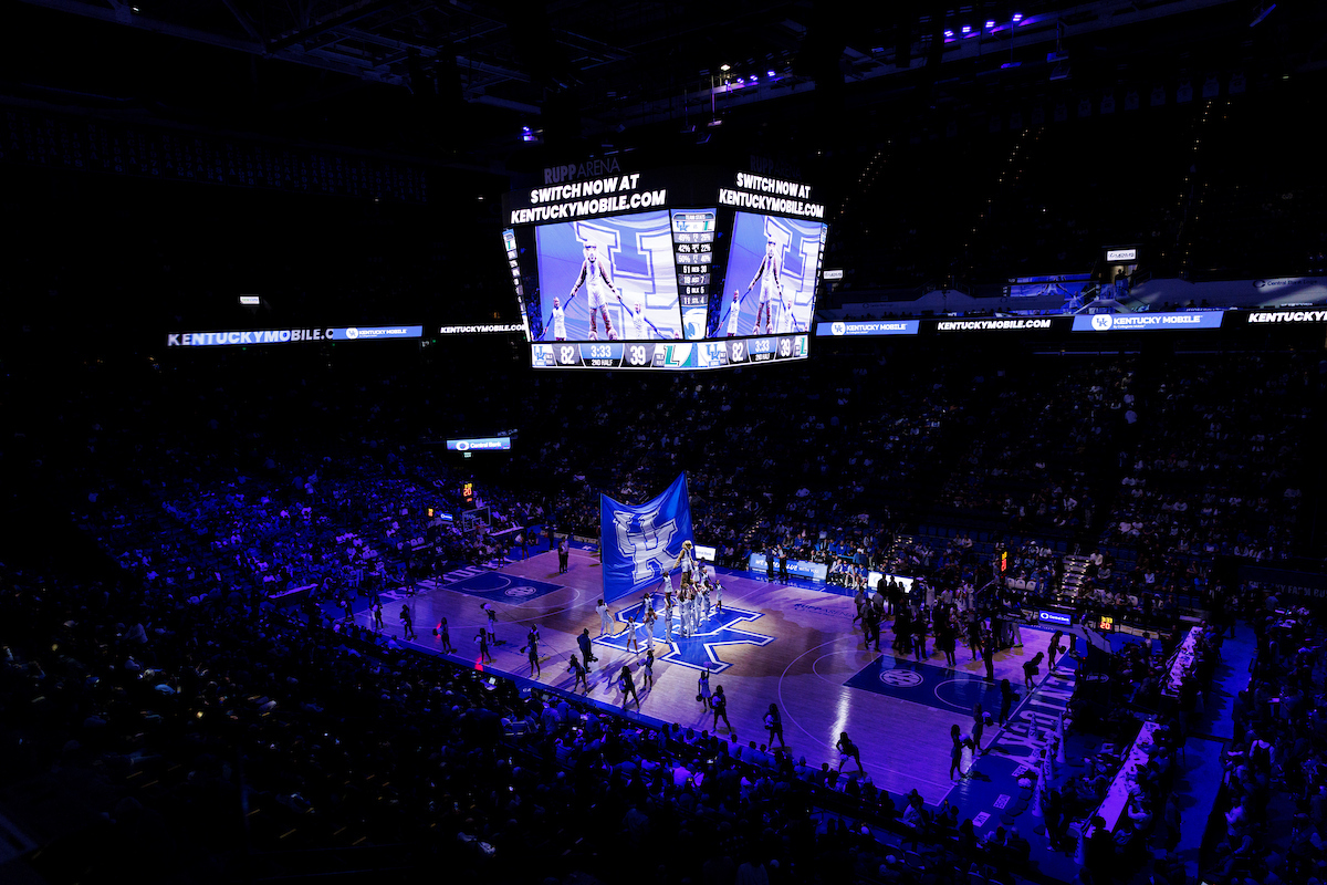 Kentucky-Loyola (Md.) Men's Basketball Photo Gallery