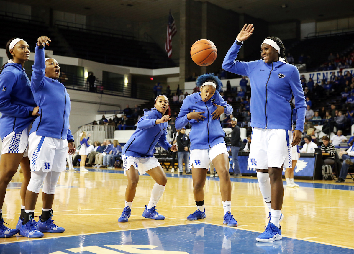 Team

The UK Women's Basketball falls to South Carolina. 

Photo by Britney Howard | UK Athletics