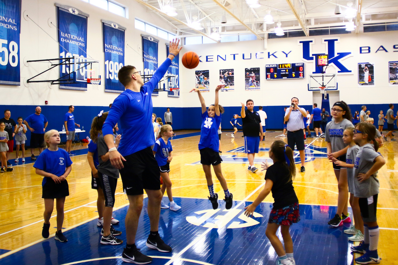 Nate Sestina. 

Kentucky men's basketball during the 2019 John Calipari Father/Daughter Camp on Saturday, June 22. 

Photo by Eddie Justice | UK Athletics
