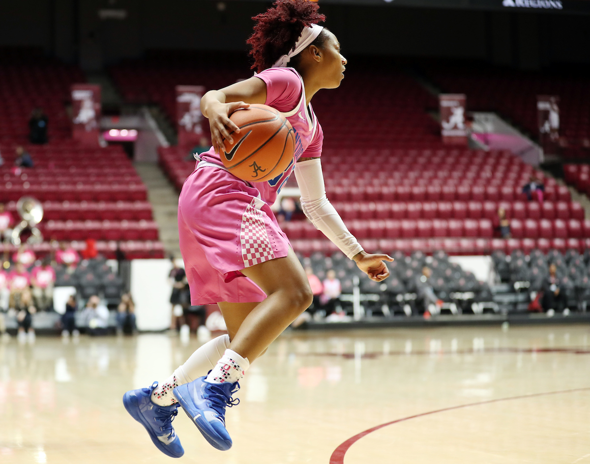 Jaida Roper

The UK Women's Basketball team beat Alabama.
Photo by Britney Howard | UK Athletics