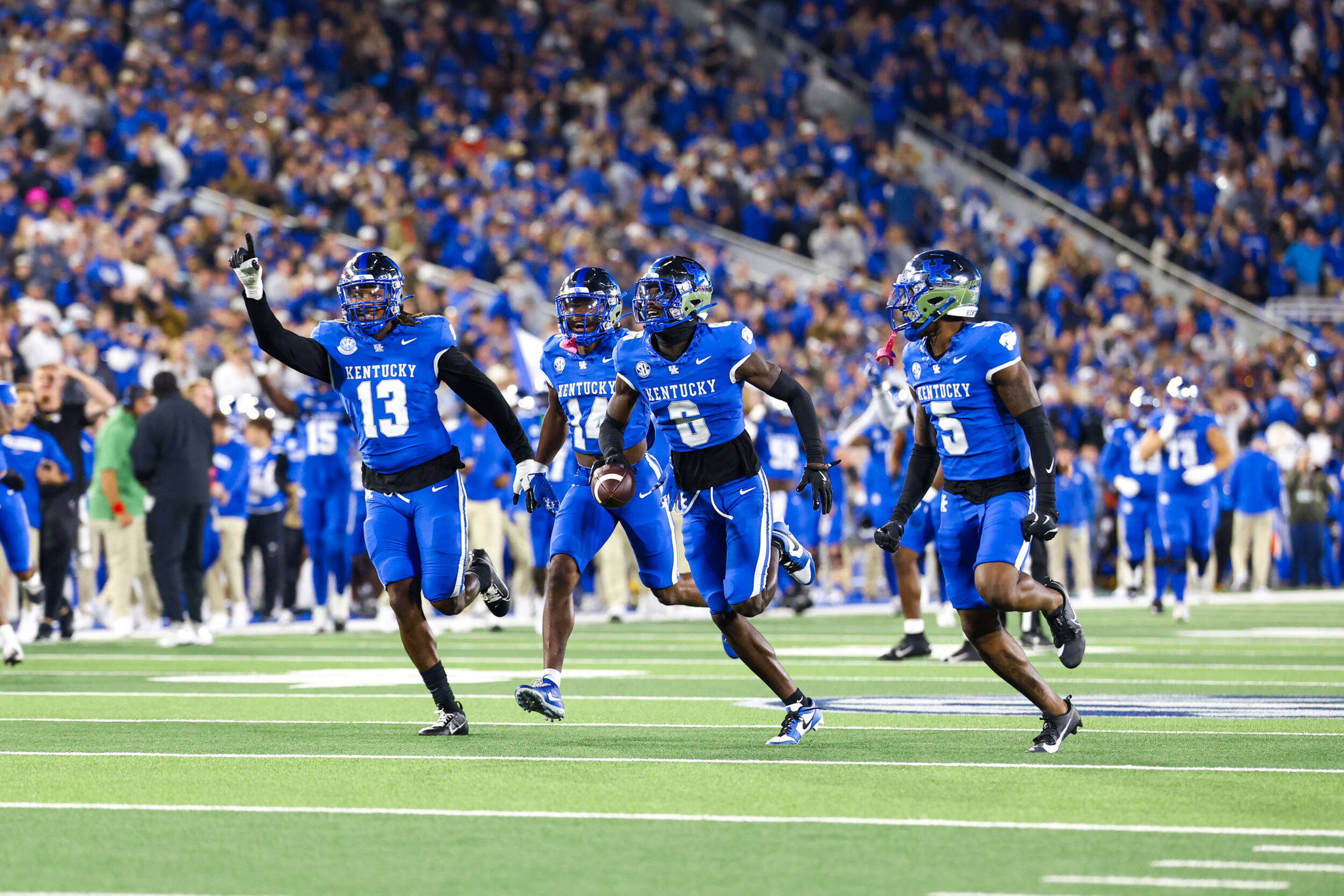 Listen to UK Sports Network Radio Coverage of Kentucky Football vs Murray State