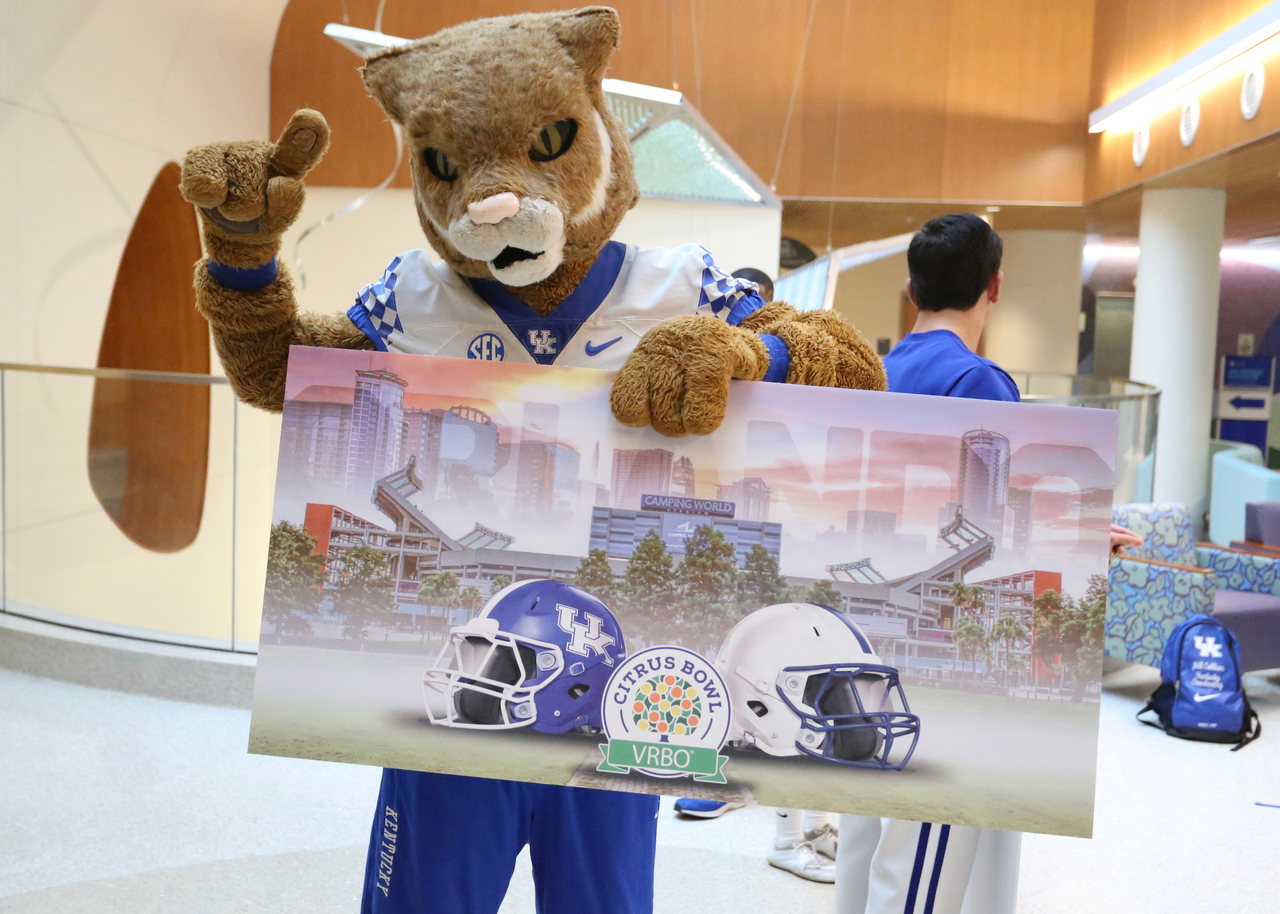 The Wildcat.

Sarah Howard and her family are presented with a vacation trip to the 2019 VRBO Citrus Bowl to cheer on the Kentucky Wildcats.

Photo by Noah J. Richter | UK Athletics