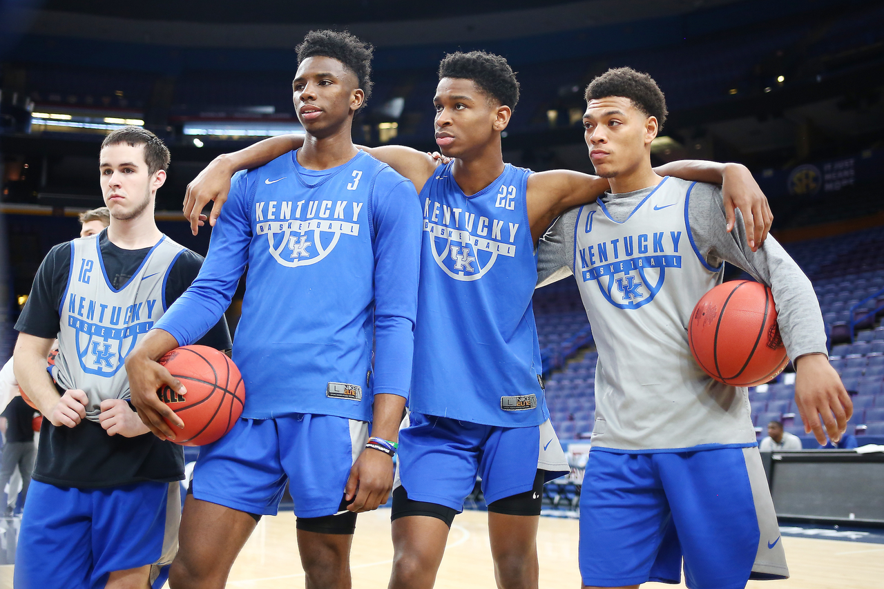 Brad Calipari. Hamidou Diallo. Shai Gilgeous-Alexander. Quade Green.

The University of Kentucky men's basketball had a morning shoot around at Scottrade Center and afternoon practice at St. Louis University. 

Photo by Chet White | UK Athletics