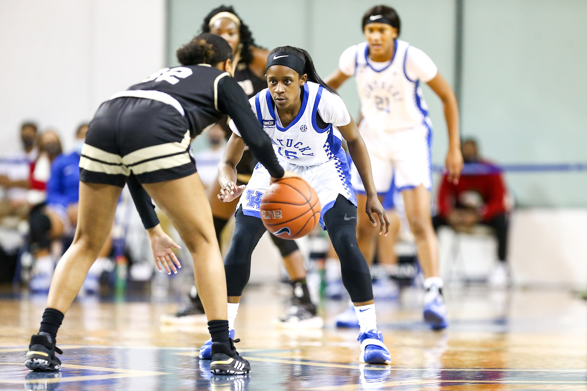 Chasity Patterson. 

Kentucky beats Worfford 98-37.

Photo by Eddie Justice | UK Athletics
