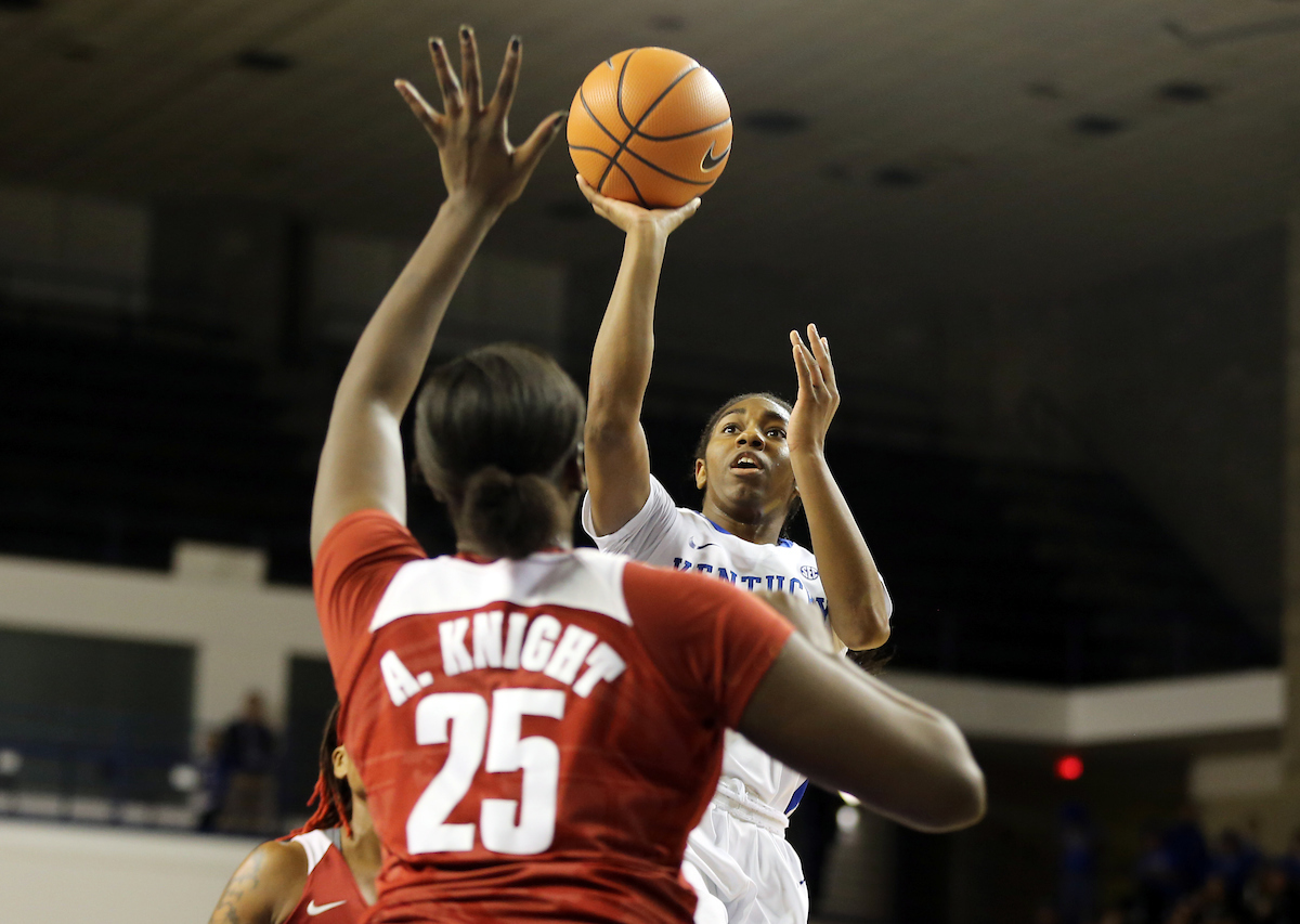 Taylor Murray

The University of Kentucky women's basketball team defeats Alabama on Thursday, January 25, 2018 at Memorial Coliseum. 

Photo by Britney Howard | UK Athletics