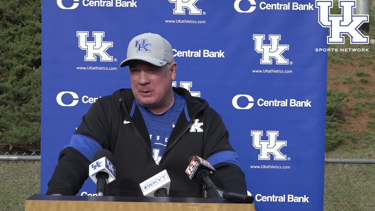 FB: Coach Stoops Post-Friday Practice