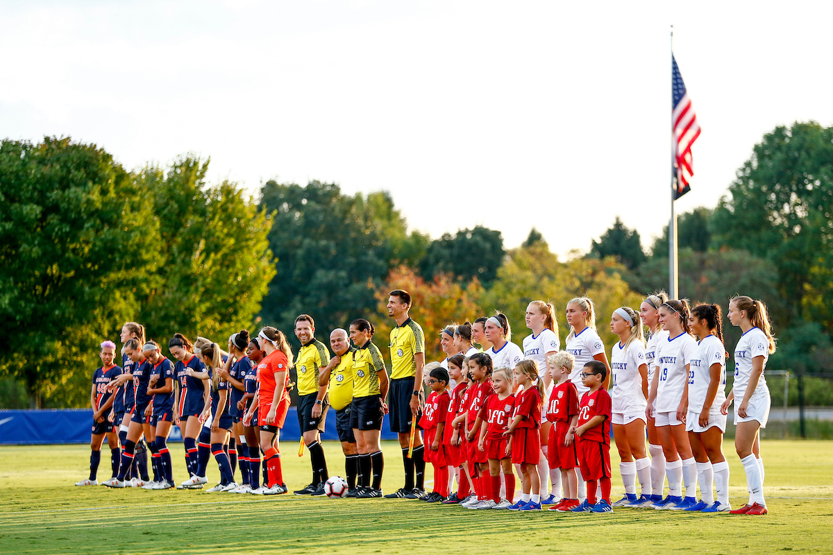 Team. 

UK Falls to Auburn 2-1. 

Photo by Eddie Justice | UK Athletics