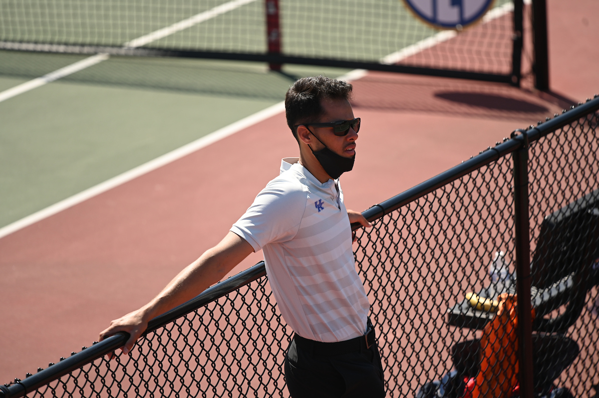 4/20/21 WTE SEC

Photo by David Gray

federico sabogal,