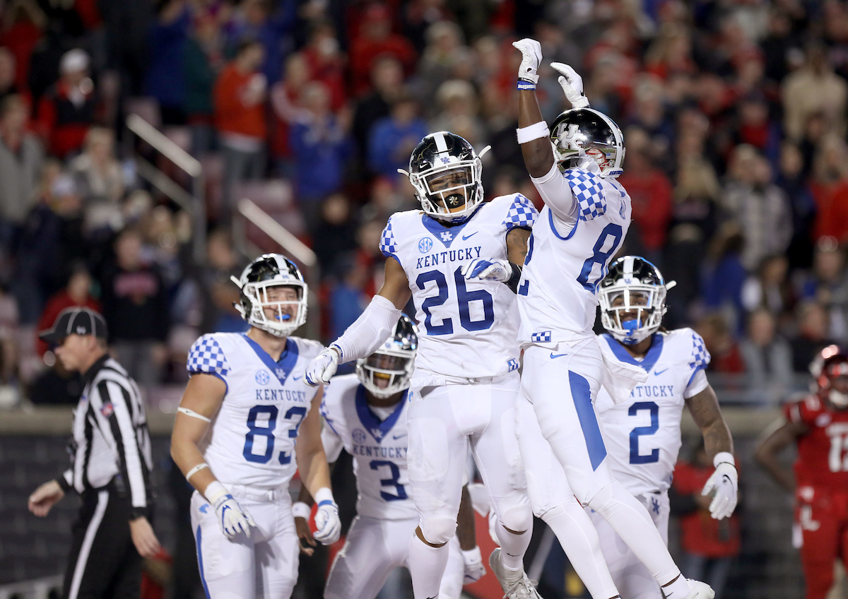 Benny Snell Jr.

Kentucky Football beats Louisville at Cardinal Stadium 56-10.

Photo By Robert Burge l UK Athletics