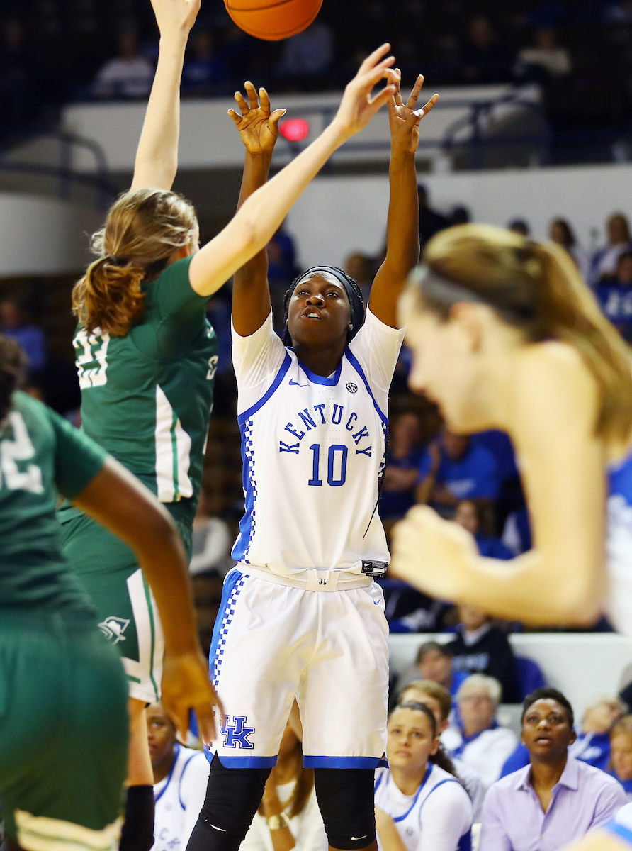 Rhyne Howard

Kentucky beats Stetson 67-48. 

Photo by Britney Howard | Staff
