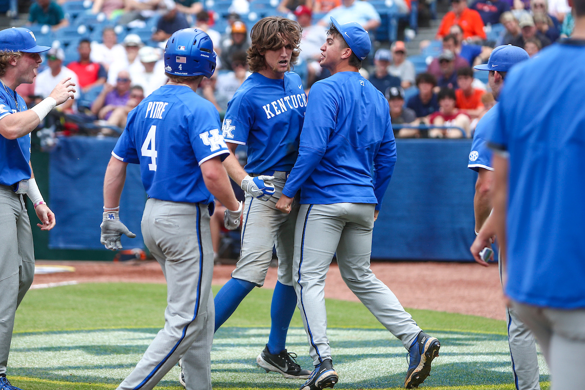 Adam Fogel. Wyatt Hudepohl.

Kentucky beats Auburn 3-1.

Photo by Sarah Caputi | UK Athletics