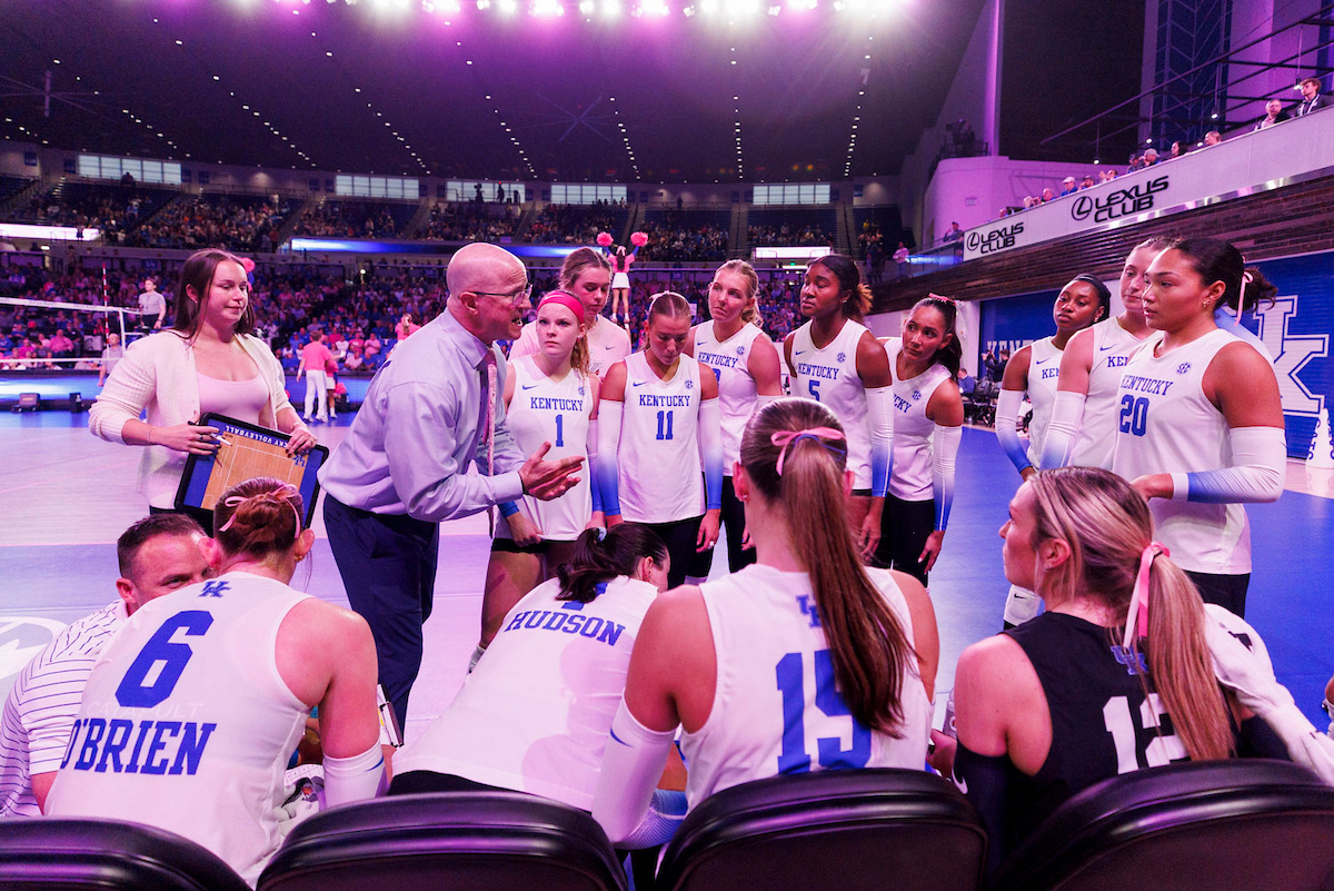 Kentucky-Florida Volleyball Photo Gallery