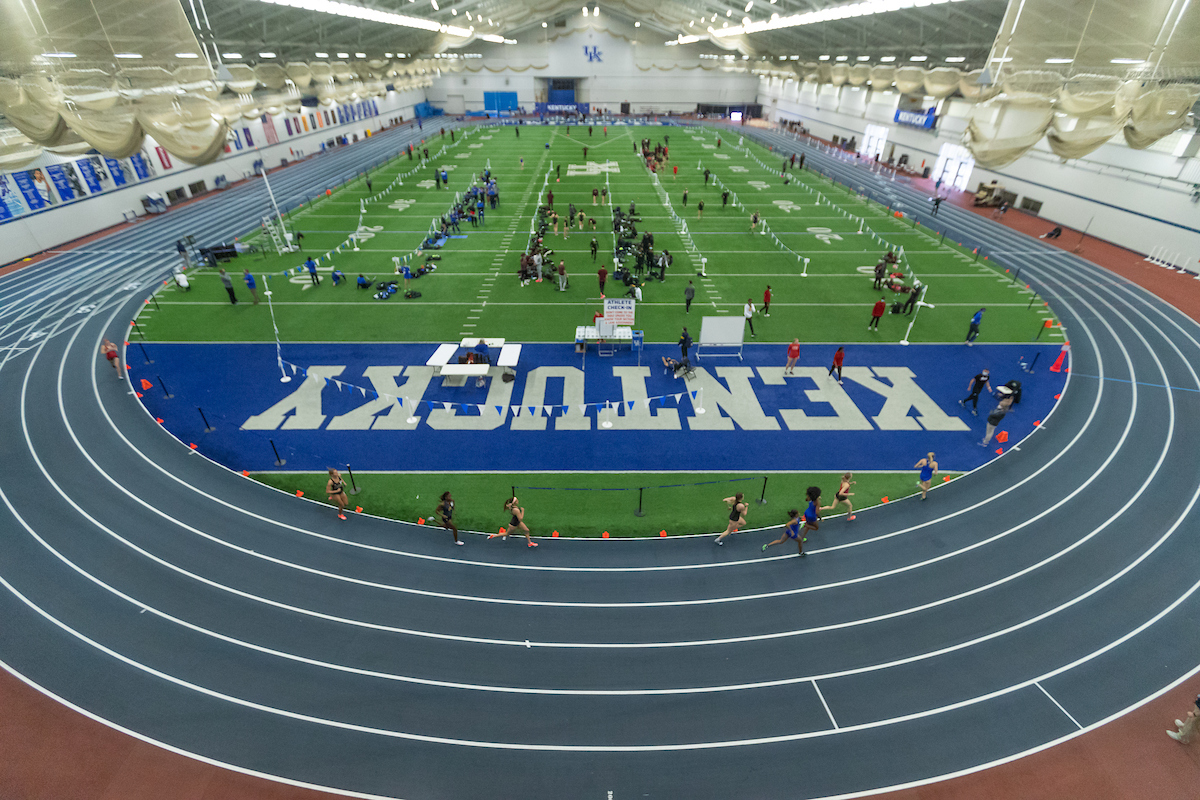 Wide Shot.

2021 McCravy Green Invitational

Photo by Grant Lee | UK Athletics