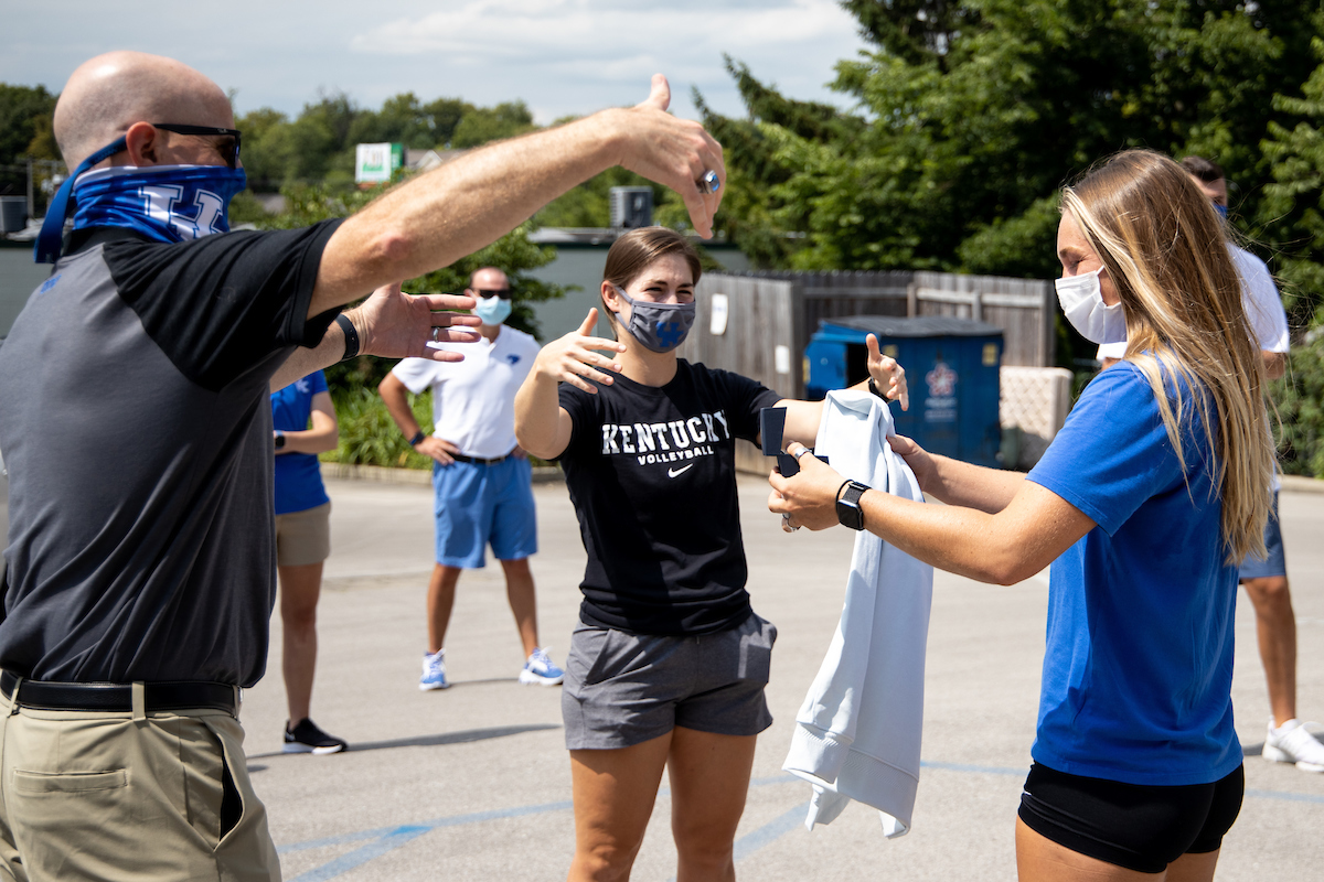 Gabby Curry. Air Hug. 

Volleyball SEC Championship Rings. 

Photo by Eddie Justice | UK Athletics