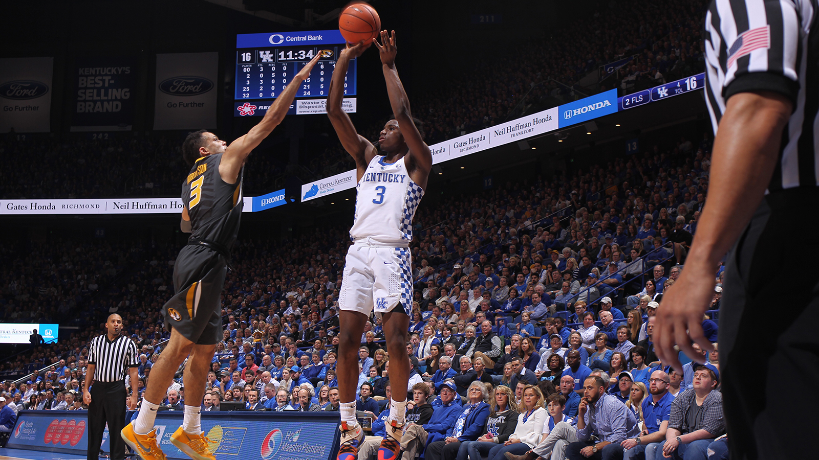 Kentucky Blasts Missouri, 87-66