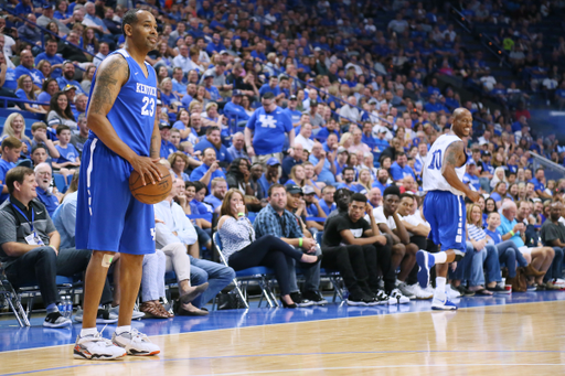 Former Kentucky men's basketball players across a number of decades came back to Rupp Arena for the 2017 UK Alumni Charity Series. 