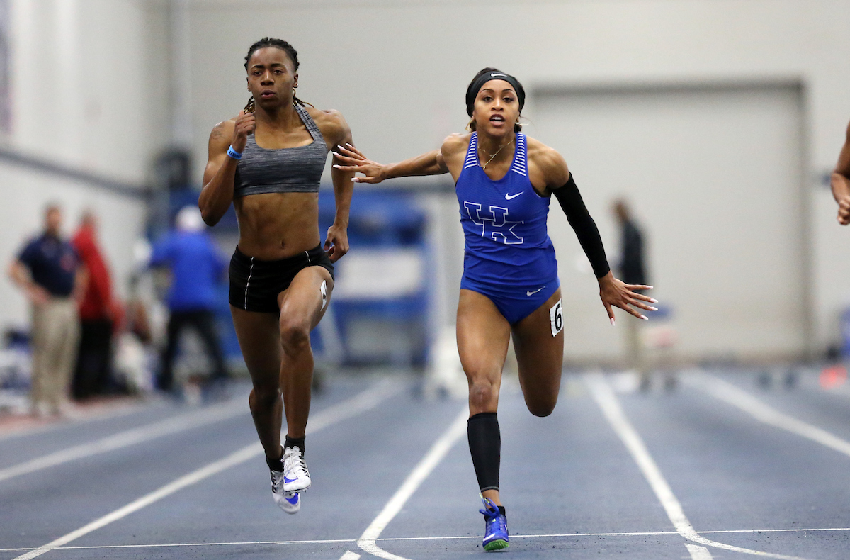 Sha'keela Saunders, Kayelle Clark
The University of Kentucky Track and Field Team hosts the Kentucky Invitational on Saturday, January 13, 2018 at Nutter Field House. 

Photo by Britney Howard | UK Athletics