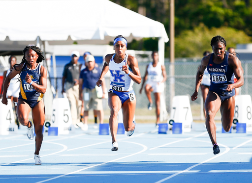 Celera Barnes.

NCAA East Track and Field Preliminaries 


Photo by Isaac Janssen | UK Athletics