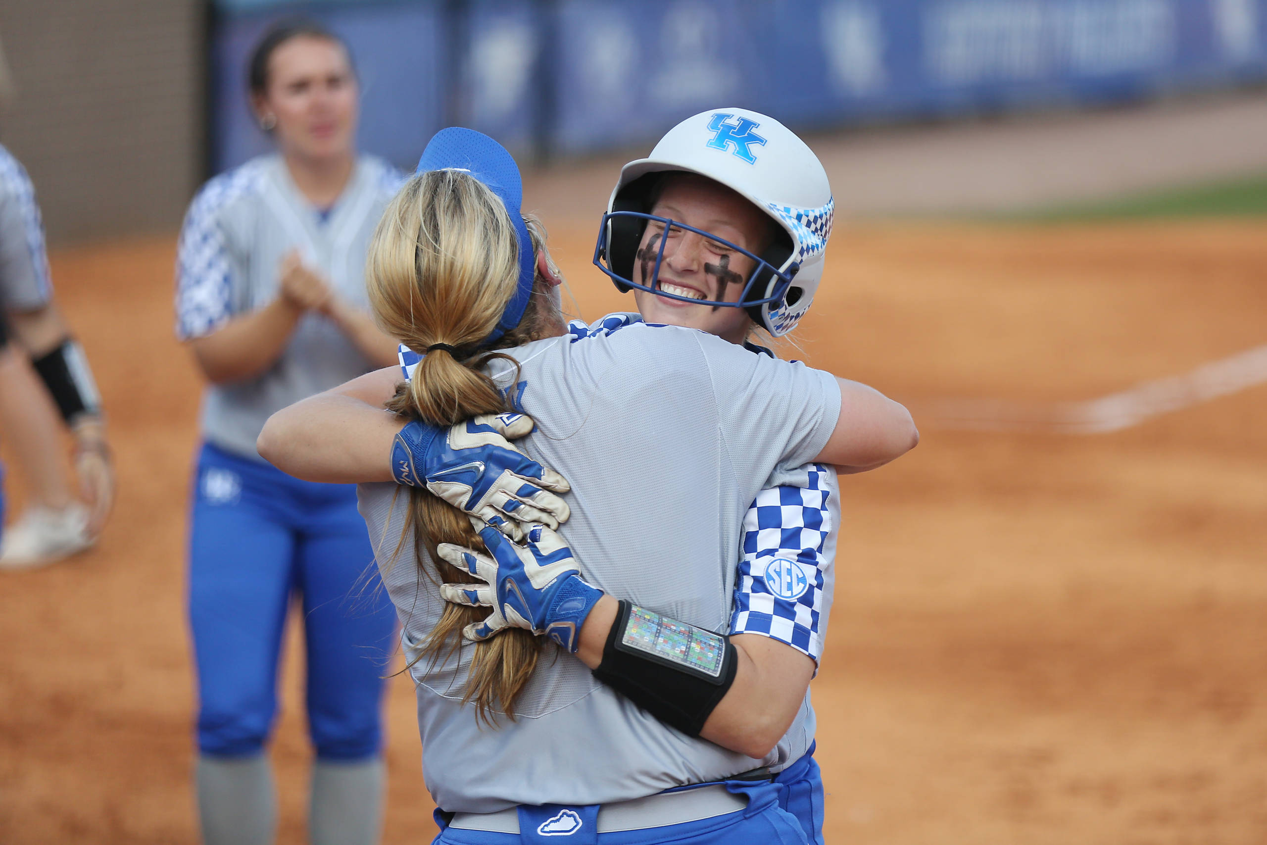Schaper’s 11th-Inning Home Run Gives UK Win Over No. 5 UCLA