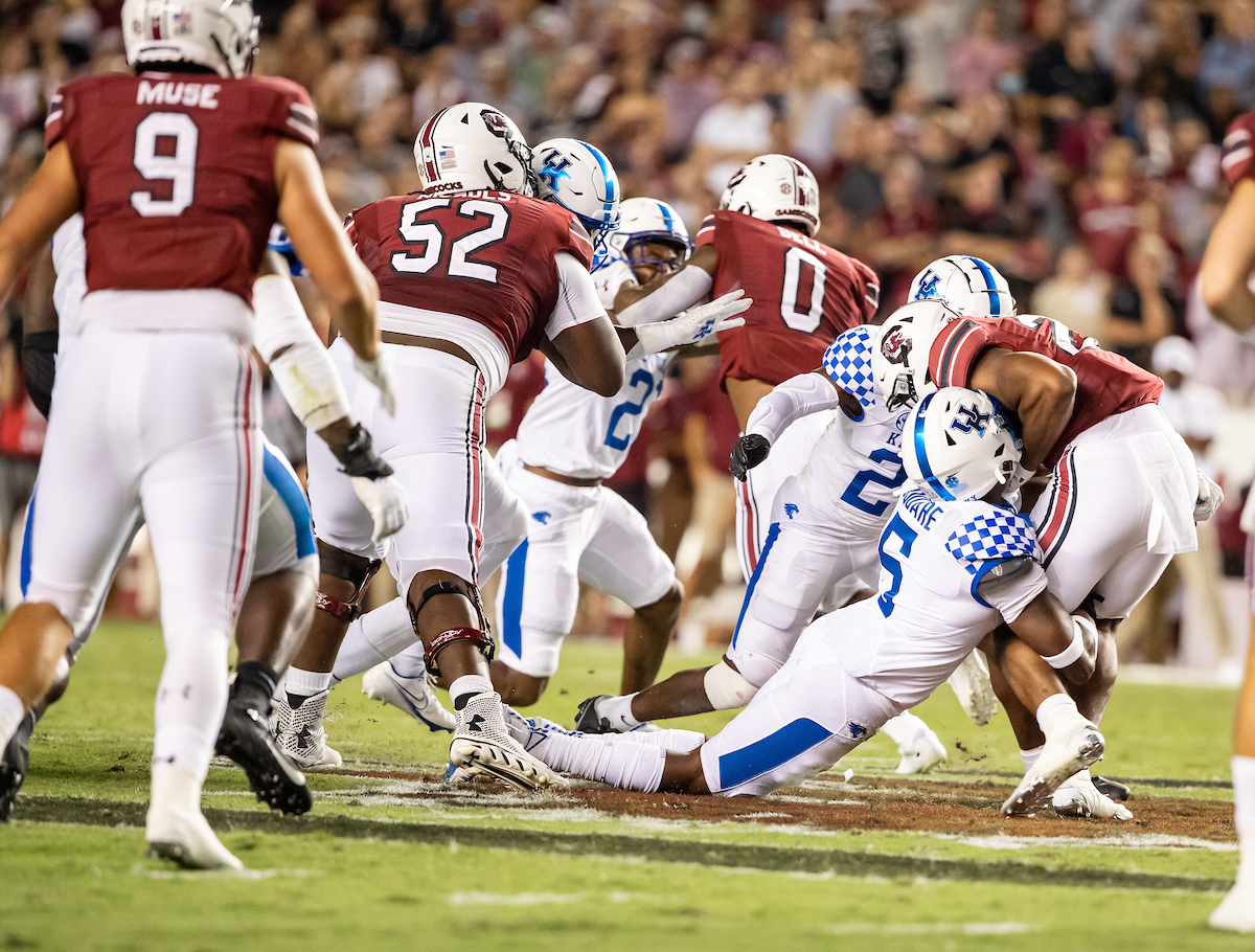 DeAndre Square

Kentucky beats South Carolina, 16-10.

Photo by Jacob Noger UK Athletics