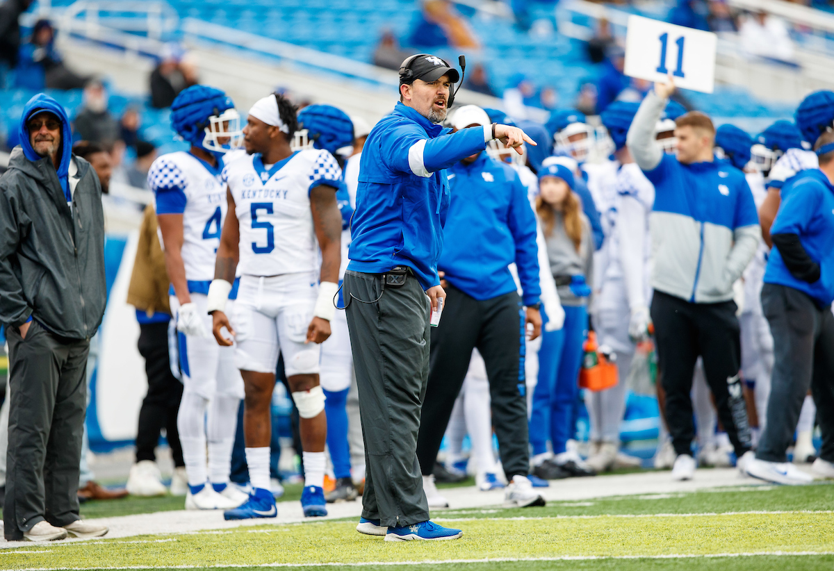 Coach Brad White

2022 UK Football Spring Game

Photo By Jacob Noger | UK Football