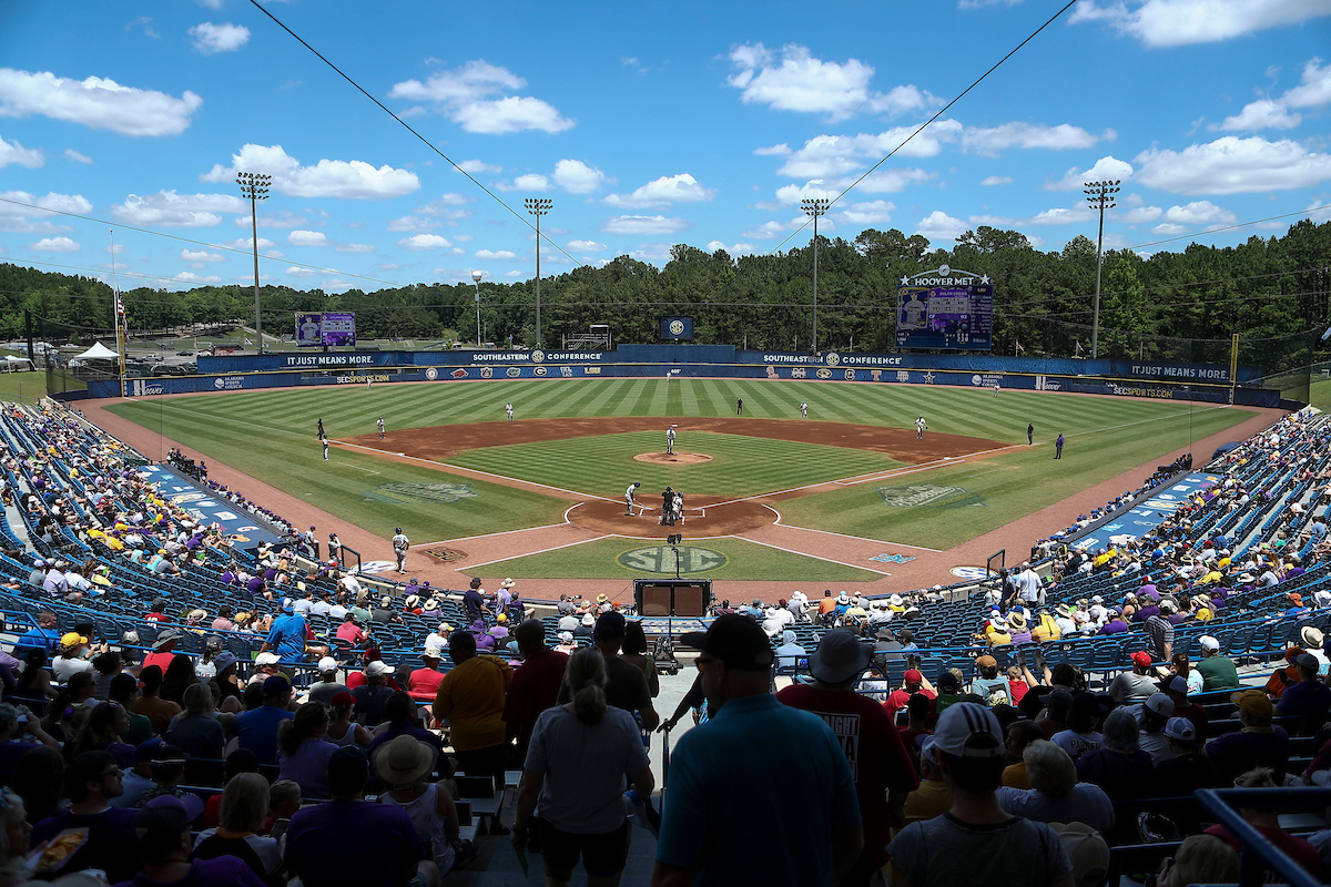 Hoover Met.

Kentucky defeats LSU 7-2.

Photo by Sarah Caputi | UK Athletics