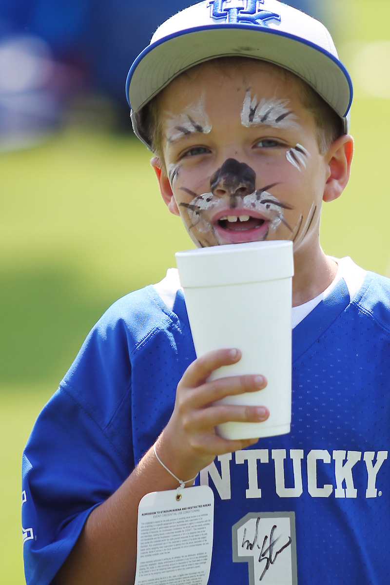 Fan.

The University of Kentucky football team hosts fan day on Saturday August 4th, 2018 in Lexington, Ky.

Photo by Quinlan Ulysses Foster I UK Athletics