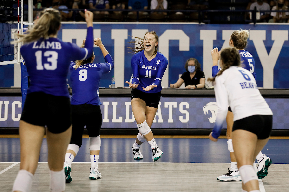 Elise Goetzinger.

UK Volleyball Blue-White Scrimmage.

Photos by Chet White | UK Athletics