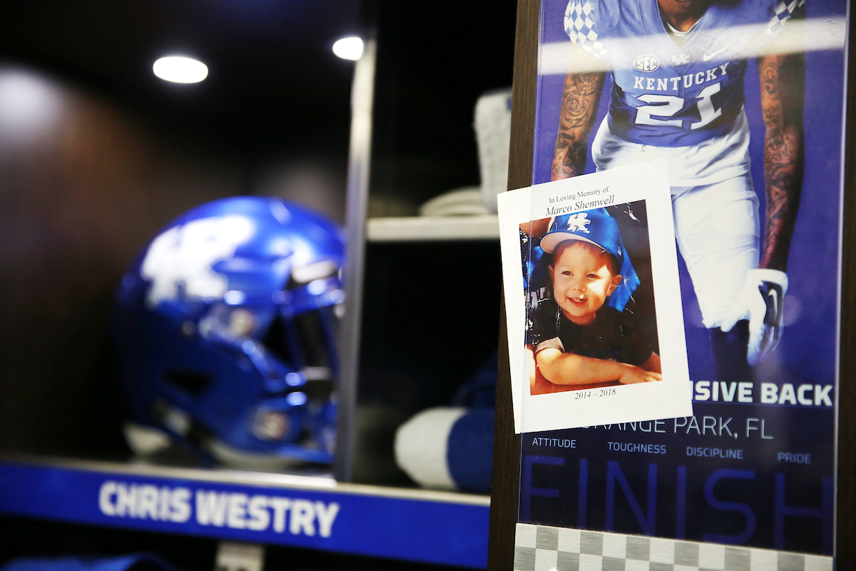 Locker Room

UK Football beats MTSU 34-23 on Senior Day at Kroger Field. 

Photo by Britney Howard | UK Athletics