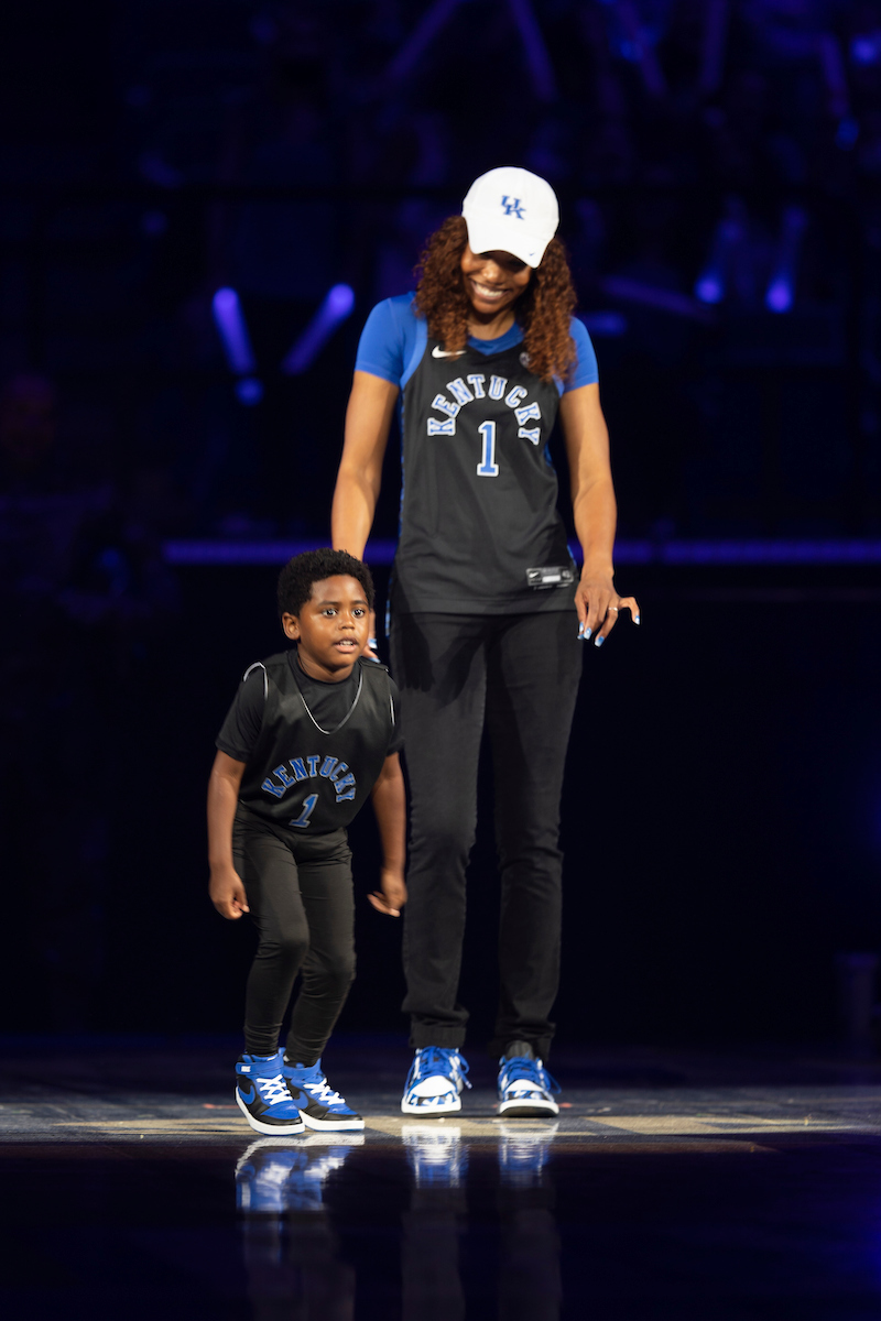 Kyra Elzy. Jackson Elzy.

Big Blue Madness.

Photo by Grant Lee | UK Athletics