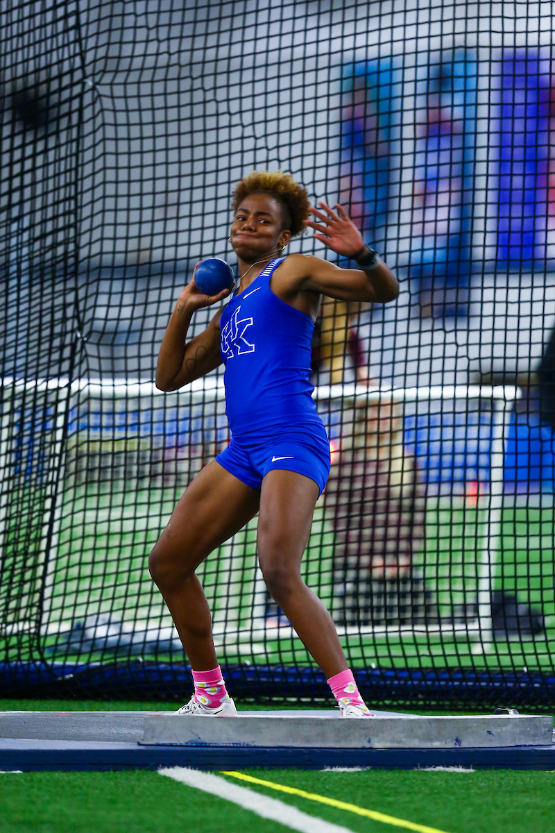 Jada Terrell.

Jingle Bells Open.


Photo by Sarah Caputi | UK Athletics