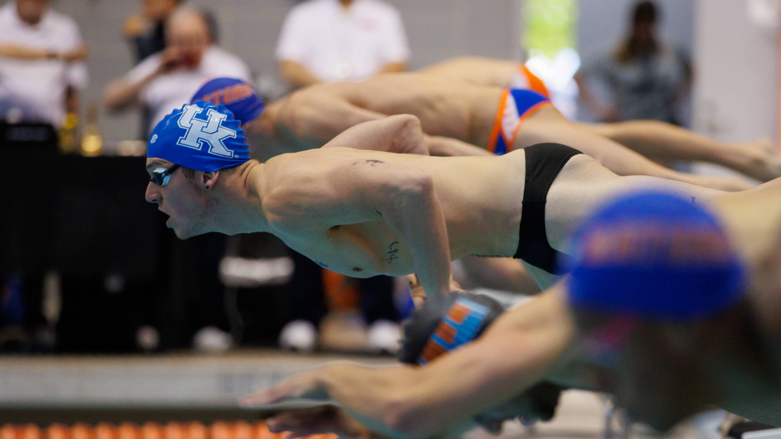 Kentucky Prepares for Midseason Invitational at Tennessee