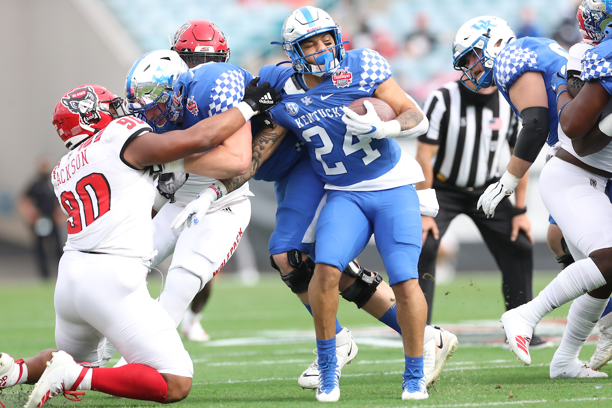 CHRIS RODRIGUEZ JR.

Kentucky beats NC State, 23-21, to win the TaxSlayer Gator Bowl.

Photo by Elliott Hess | UK Athletics