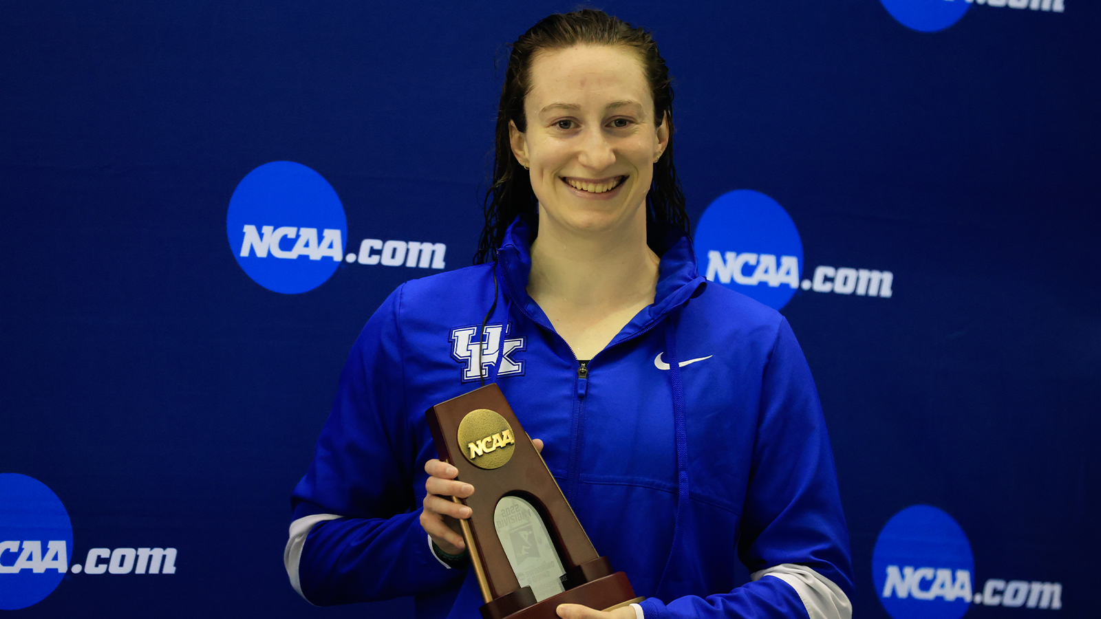 Davey Places Fifth in 200 Breast on Final Night of NCAA Championships