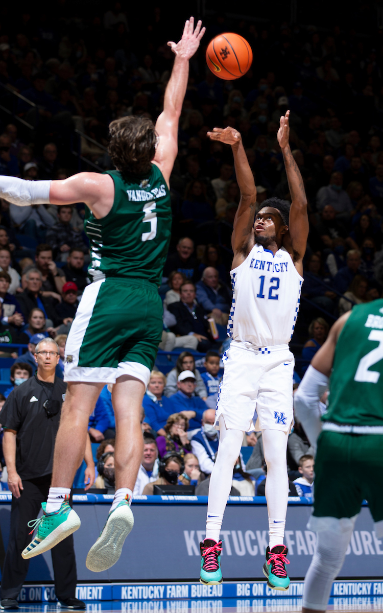 Keion Brooks Jr. 

Kentucky beat Ohio University 77-59.

Photo By Barry Westerman | UK Athletics