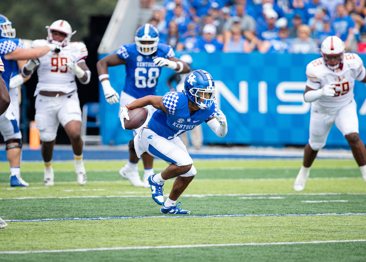 Wan'Dale Robinson

UK defeats ULM 45-10 

Photo By Jacob Noger | UK Football