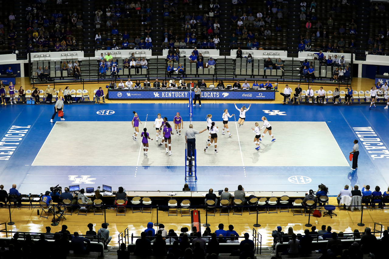 UK.

UK sweeps LSU 3-0.

Photo by Isaac Janssen | UK Athletics