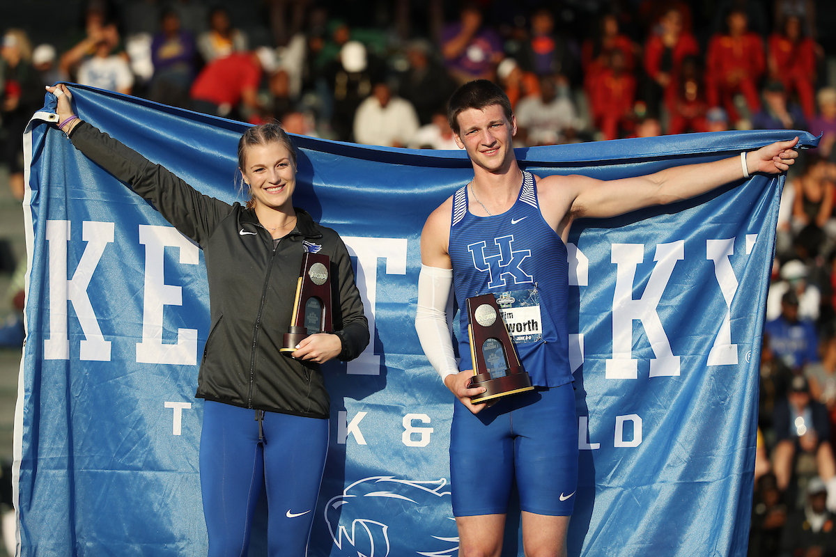 Tim Duckworth. Olivia Gruver.

Day two of the NCAA Track and Field Outdoor National Championships. Eugene, Oregon. Thursday, June 7, 2018.

Photo by Chet White | UK Athletics