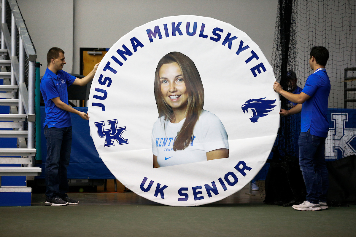 JUSTINA MIKULSKYTE.


Women's Tennis comes out on top of Mississippi State on Senior Day.


Photo by Isaac Janssen | UK Athletics