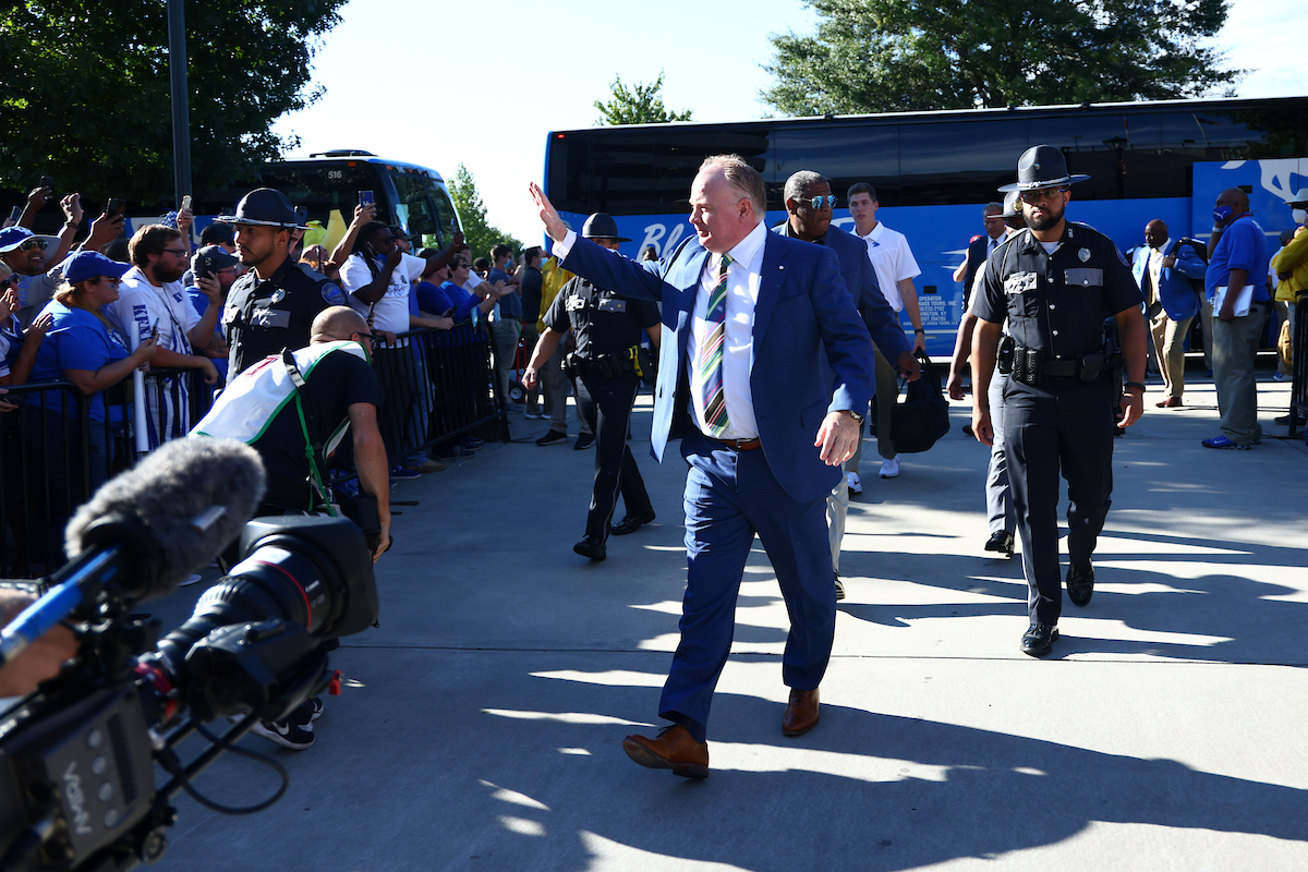 Coach Mark Stoops.

Kentucky beats South Carolina, 16-10.

Photo by Elliott Hess | UK Athletics