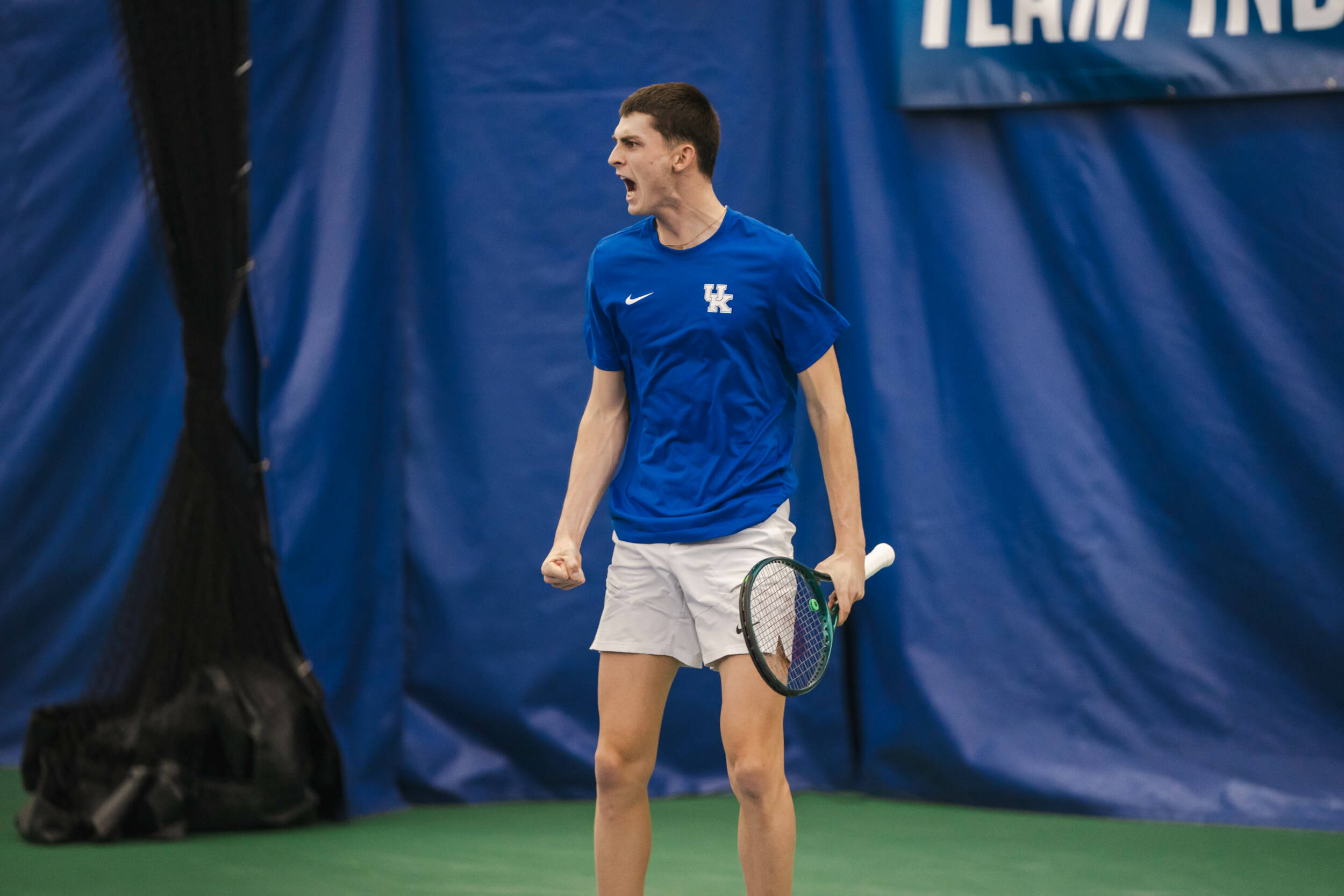 Singles Barrage Leads Cats Past No. 26 Mississippi State in SEC Opener