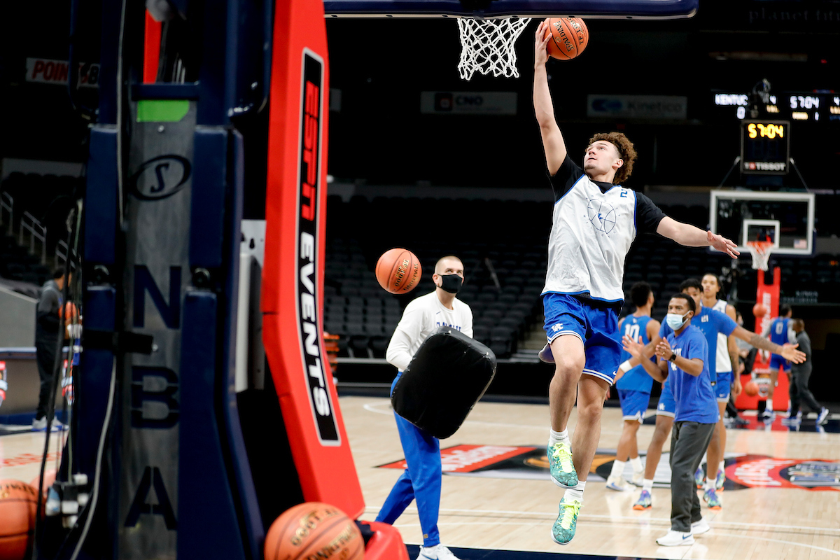 Devin Askew.

Champions Classic shoot around.

Photo by Chet White | UK Athletics