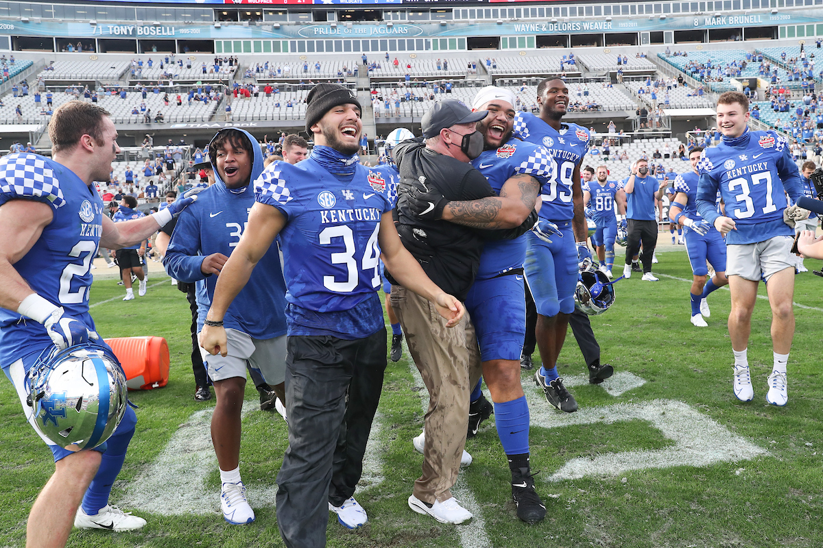 COACH MARK STOOPS.

Kentucky beats NC State, 23-21, to win the TaxSlayer Gator Bowl.

Photo by Elliott Hess | UK Athletics