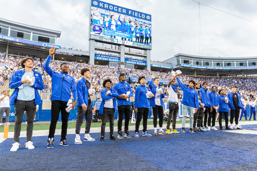 UK Basketball Team.

UK beat Florida 20-13.

Photo by Grant Lee | UK Athletics