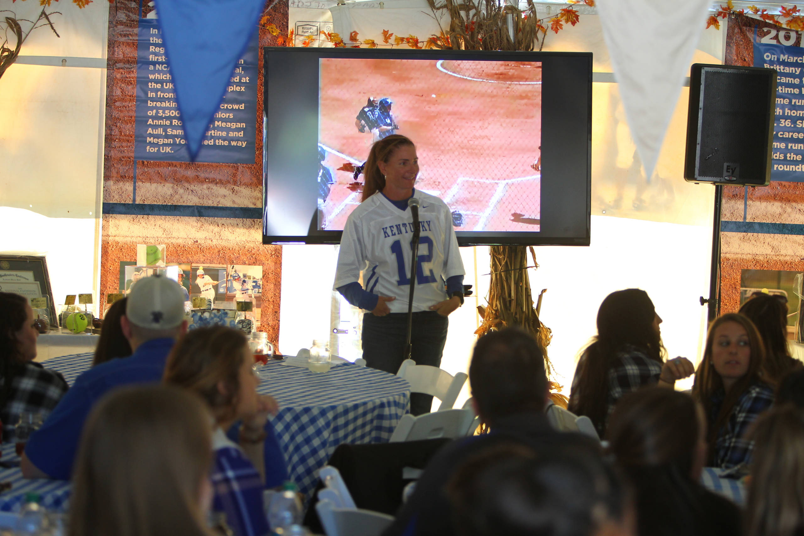 Kentucky Softball Caps Off Alumni Weekend, Names Captains