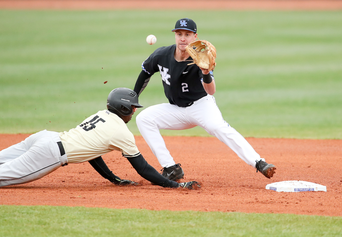 TREY DAWSON.

The University of Kentucky baseball team beats Oakland 15-6 on Sunday, February 25, 2018 at Cliff Hagen Stadium in Lexington, Ky.

Photo by Elliott Hess | UK Athletics
