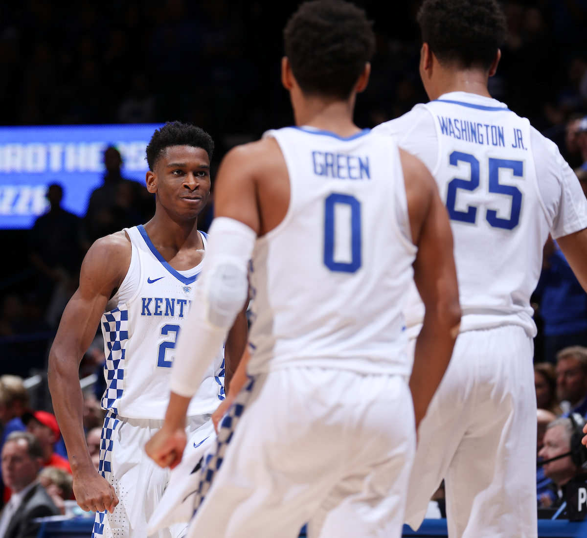 Team. Shai Gilgeous-Alexander.

The University of Kentucky men's basketball team beat Georgia 66-61 on Sunday, December 31, 2017 at Rupp Arena in Lexington, Ky.

Photo by Elliott Hess | UK Athletics
