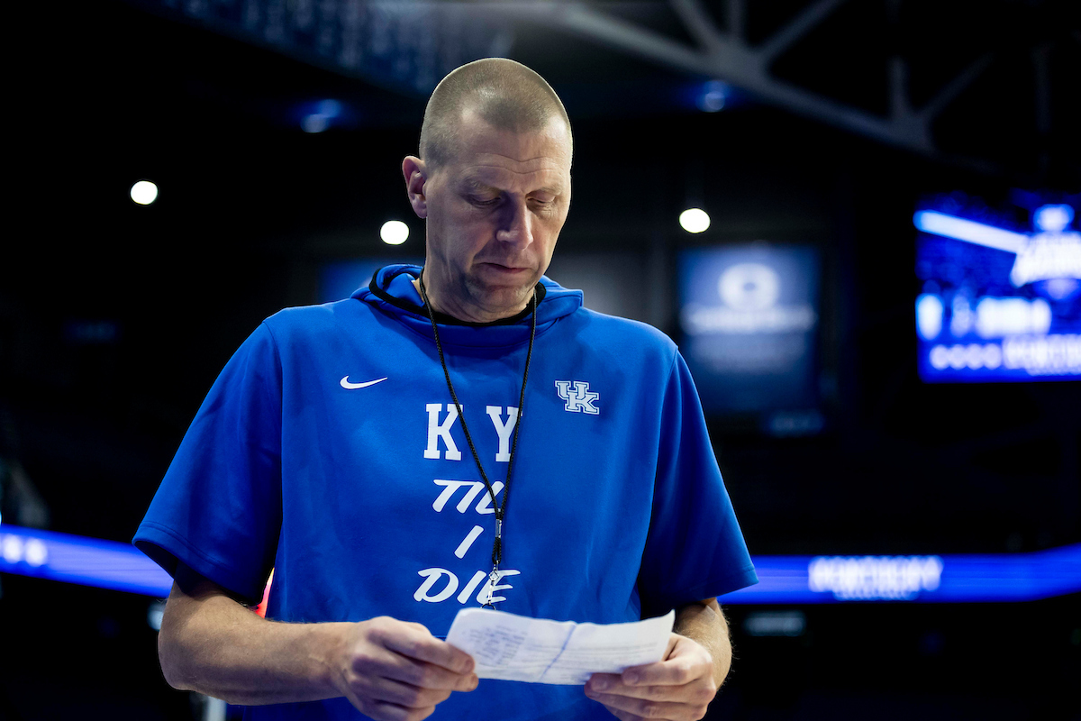 Men's Basketball Practice Photo Gallery (Oct. 10)
