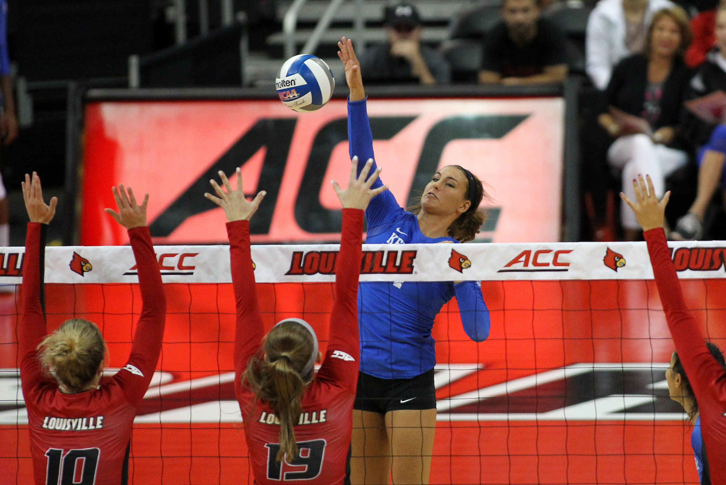 Kentucky-Louisville Volleyball Photo Gallery