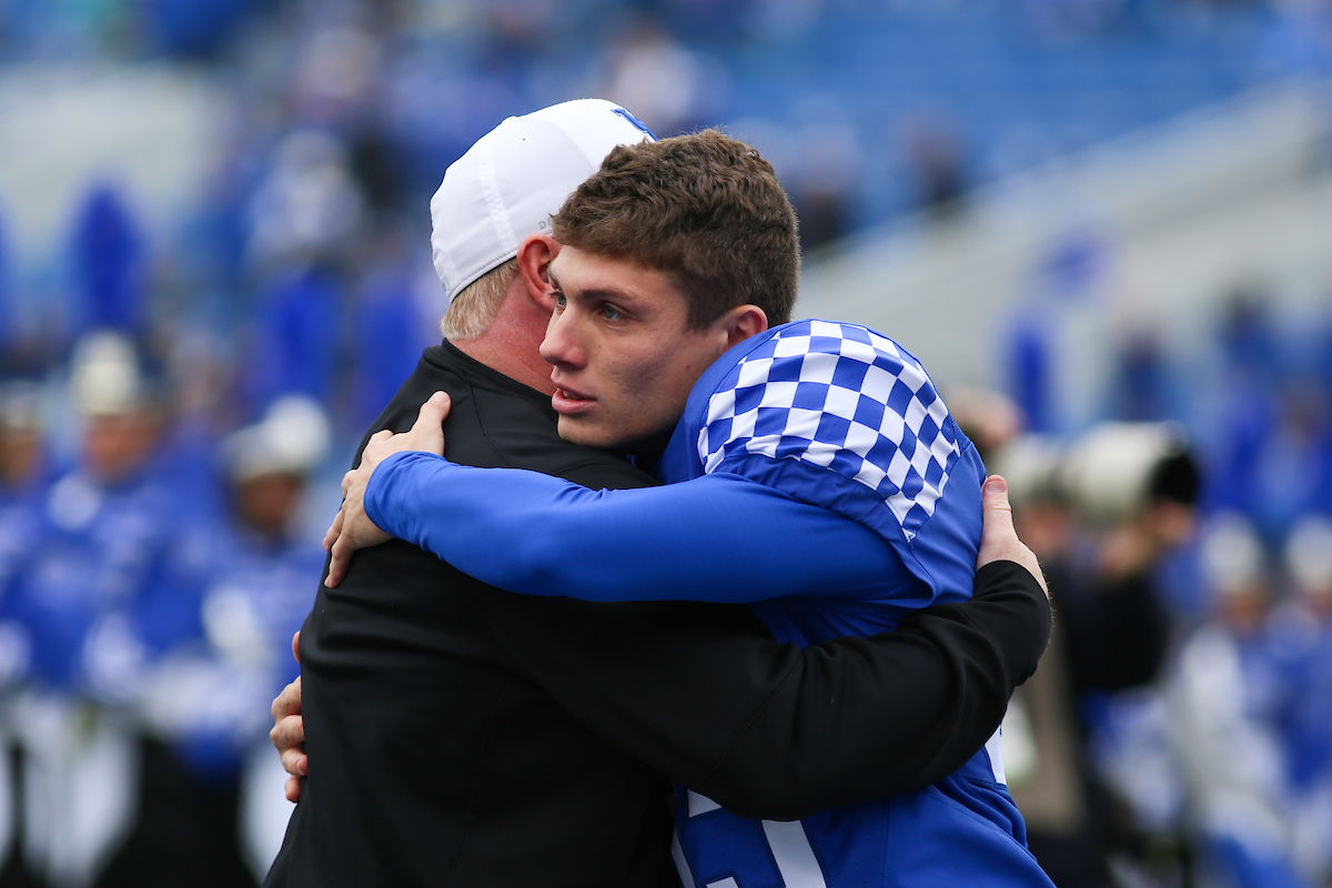 Tristan Yeomans


UK Football beats MTSU 34-23 on Senior Day at Kroger Field. 

Photo by Hannah Phillips  | UK Athletics